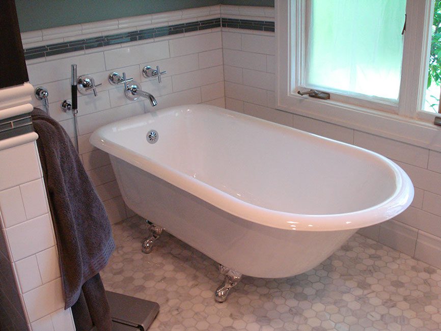 Wisconsin bathroom remodeling contractor High Quality Contracting Inc