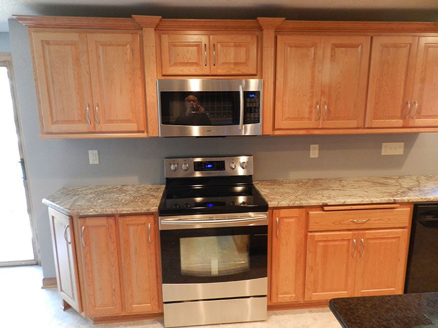 Wisconsin kitchen remodeling contractor High Quality Contracting Inc