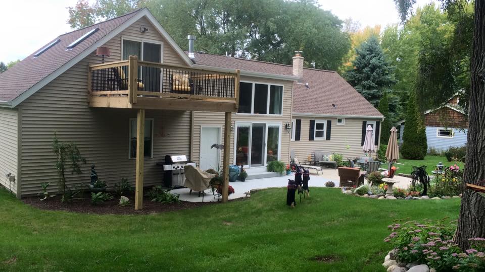 Wisconsin upstairs deck remodeling by High Quality Contracting Inc