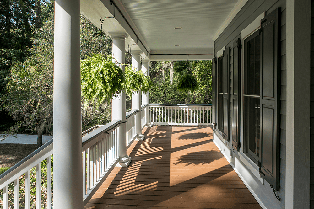 Wrap-Around Porches- The Pros and Cons